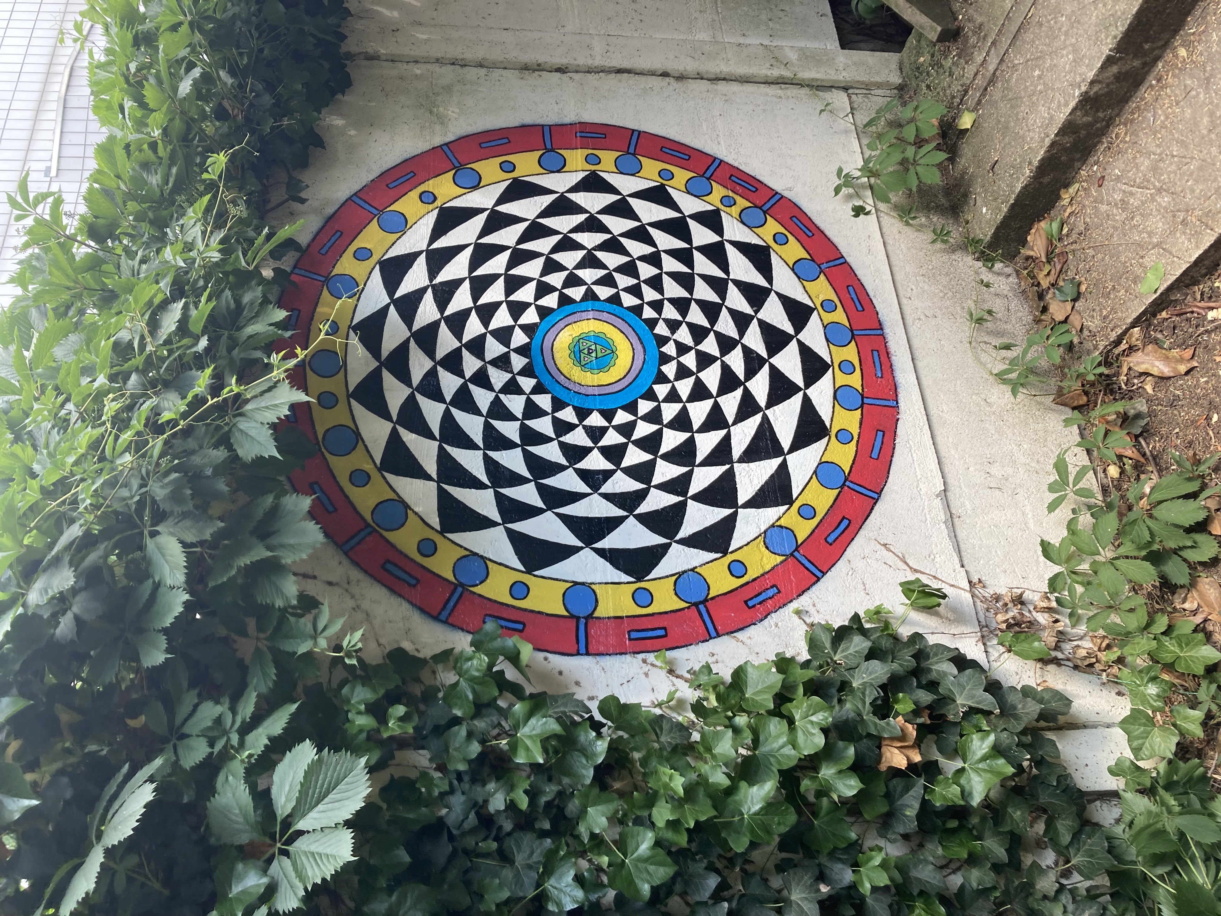 Vue sur la mosaic du jardin intérieur